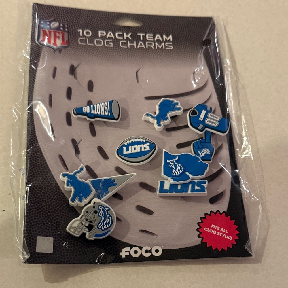 FOCO NFL Team Clog Charms for Kids - Blue